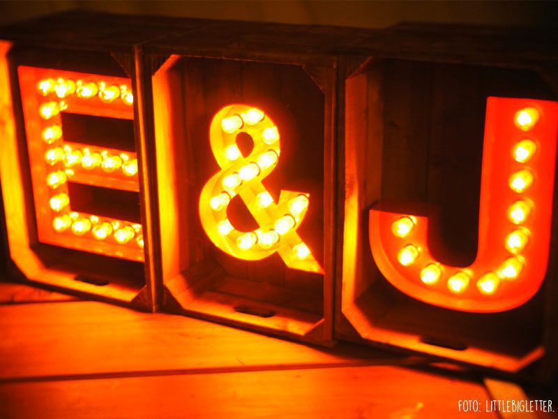 letras luz bodas