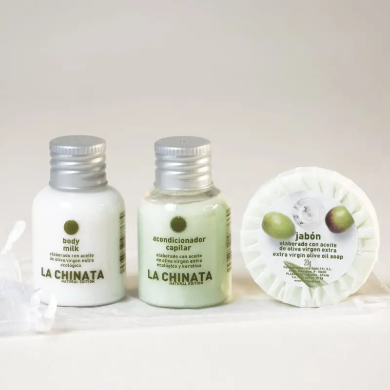Pack Jabón, Body Milk y Acondicionador en bolsa de organza