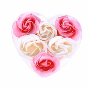 6 flores de jabón en estuche de corazón