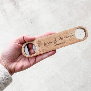 Abridor de madera pulida, modelo sketch