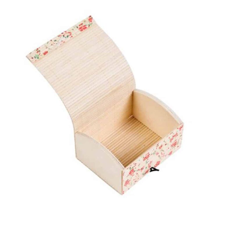 Baúl con estampado de flores. Tu&YoShop. Regalos de boda.