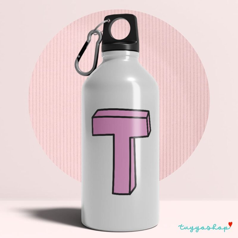 Bidón con inicial. Personalizado. Inicial de ejemplo letra T en color rosa.