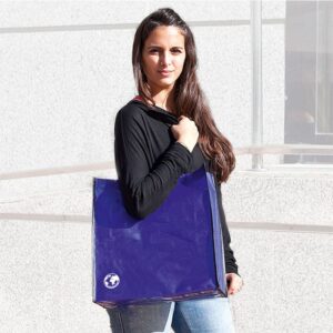 Bolsa biodegradable. Varios colores. Asas reforzadas. Acabado cosido.
