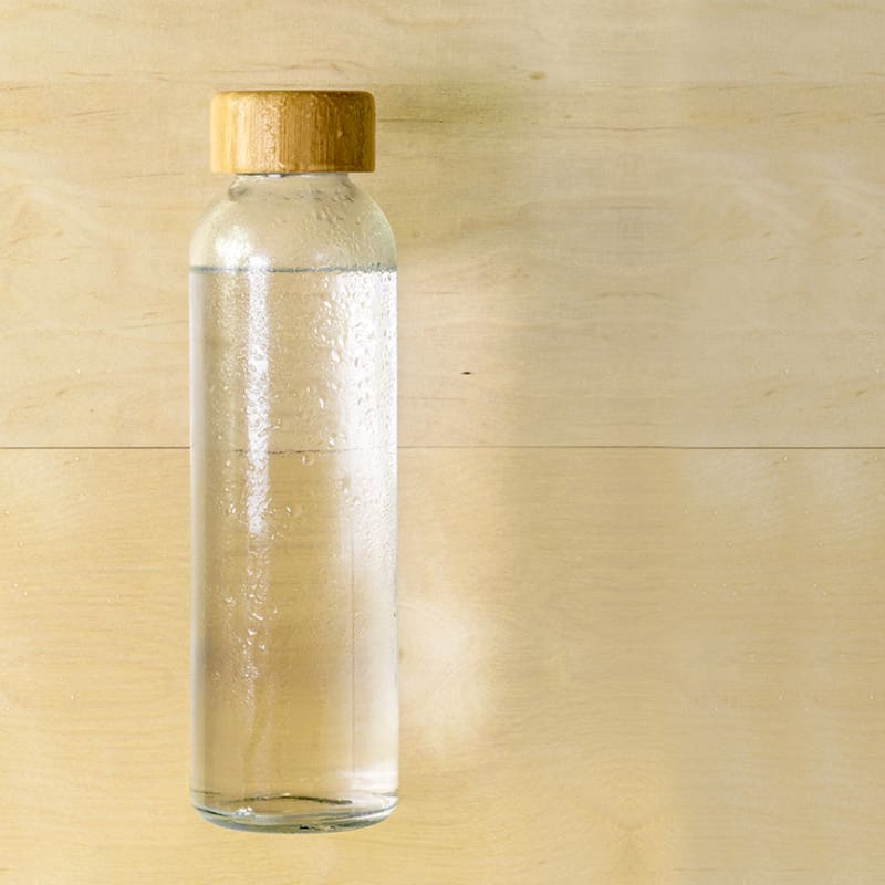 Botella ecológica H20. 500ml. Tapón de bambú botella h2o para bodas 2