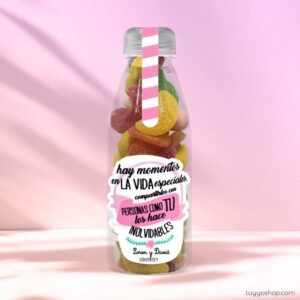 Botella rellena de chuches, hay momentos en la vida.