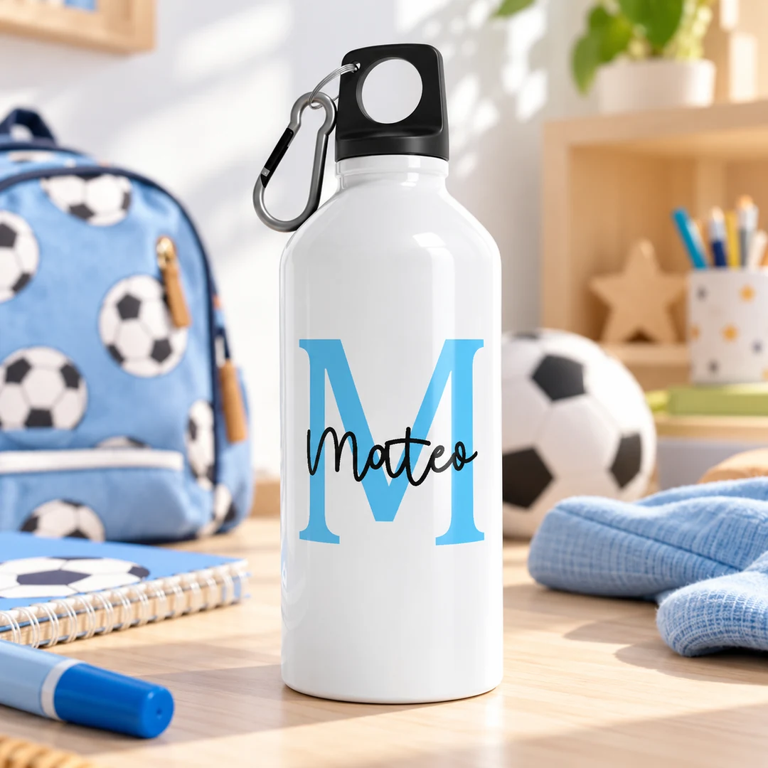 botella de aluminio personalizada con inicial y nombre