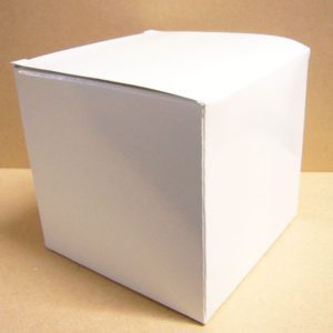 Taza para regalo de comunión personalizada, modelo Emma caja para taza