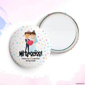 Chapa personalizada para boda, Novios corazón. Abridor imán, espejo, imperdible o imán.