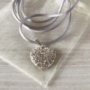 Colgante strass modelo corazón