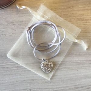 Colgantes para invitadas de boda