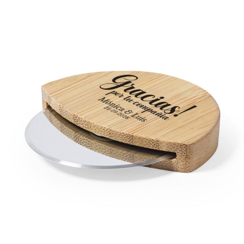 Cortapizzas de bambú personalizado, modelo Gracias por cortapizza boda gracias por2