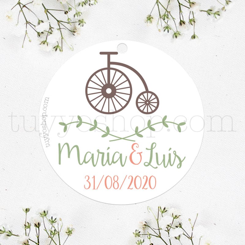 Bonita etiqueta para boda con un diseño de bicicleta retro vintage.