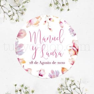etiqueta para boda modelo magnolio. Puedes personalizarla con nombre y fecha.