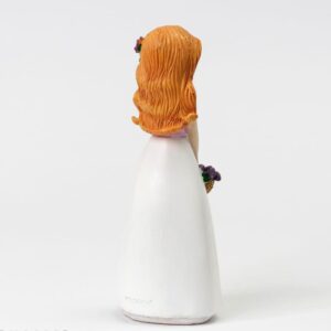 Figura pastel niña comunión cesto