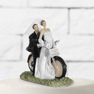 Figura para tarta de boda. Novios en moto. Just Married