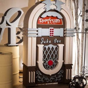 Jukebox-Tocadiscos vintage personalizable para boda.