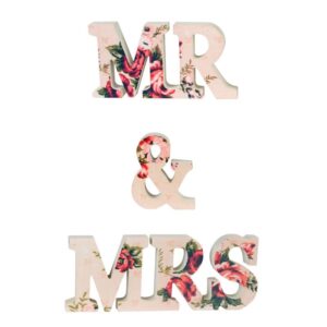 Letras en madera mr & mrs