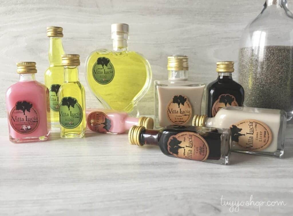 Botellitas de licor. Un recuerdo con el que rememorar los brindis de tu boda licores 1