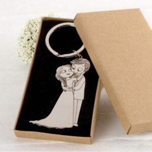 Llavero novios Pop & Fun. En caja de regalo. Grabado incluido.