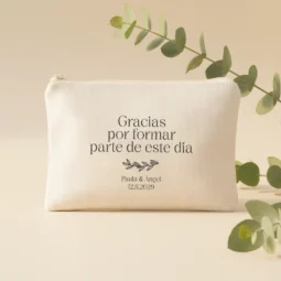 Neceser con frase emotiva para tus invitados de boda.