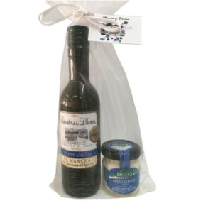 Pack gourmet. Vino y crema de queso. Incluye bolsa de organza.