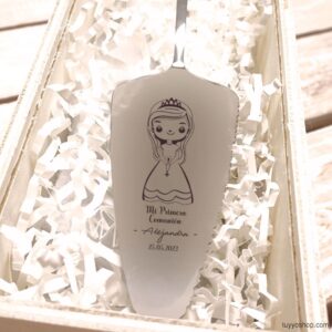 Ultimos regalos para invitados añadidos paleta tarta comunion pala personalizada chica2