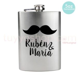 Petaca para boda Bigote. Disponible en 4 y 5oz