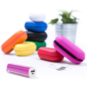 Original powerbank presentada en estuche. Varios colores. 2.200mAh